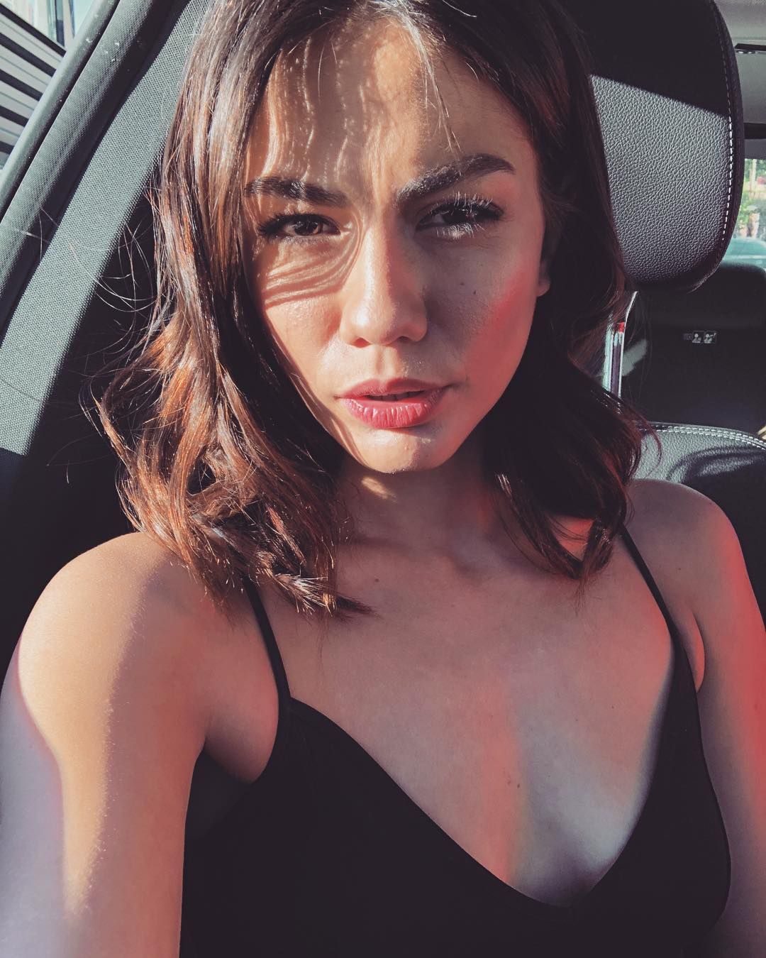 Demet Özdemir Kimdir Hangi Saç Rengini Kullanıyor Demet Özdemir Kimdir Hangi Saç Rengini Kullanıyor